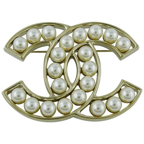 coco chanel pearl brooch|Chanel brooch price.